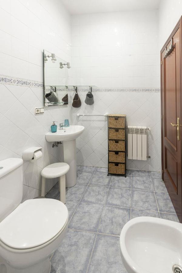 Apartamentos Turisticos La Flor Muros De Nalon Ngoại thất bức ảnh