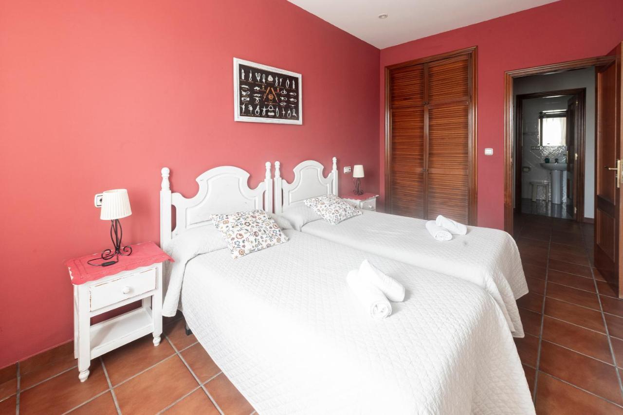 Apartamentos Turisticos La Flor Muros De Nalon Ngoại thất bức ảnh
