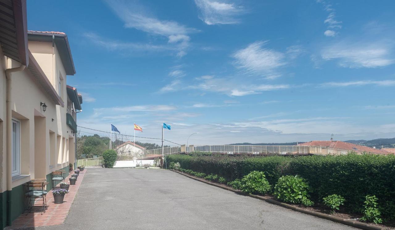 Apartamentos Turisticos La Flor Muros De Nalon Ngoại thất bức ảnh
