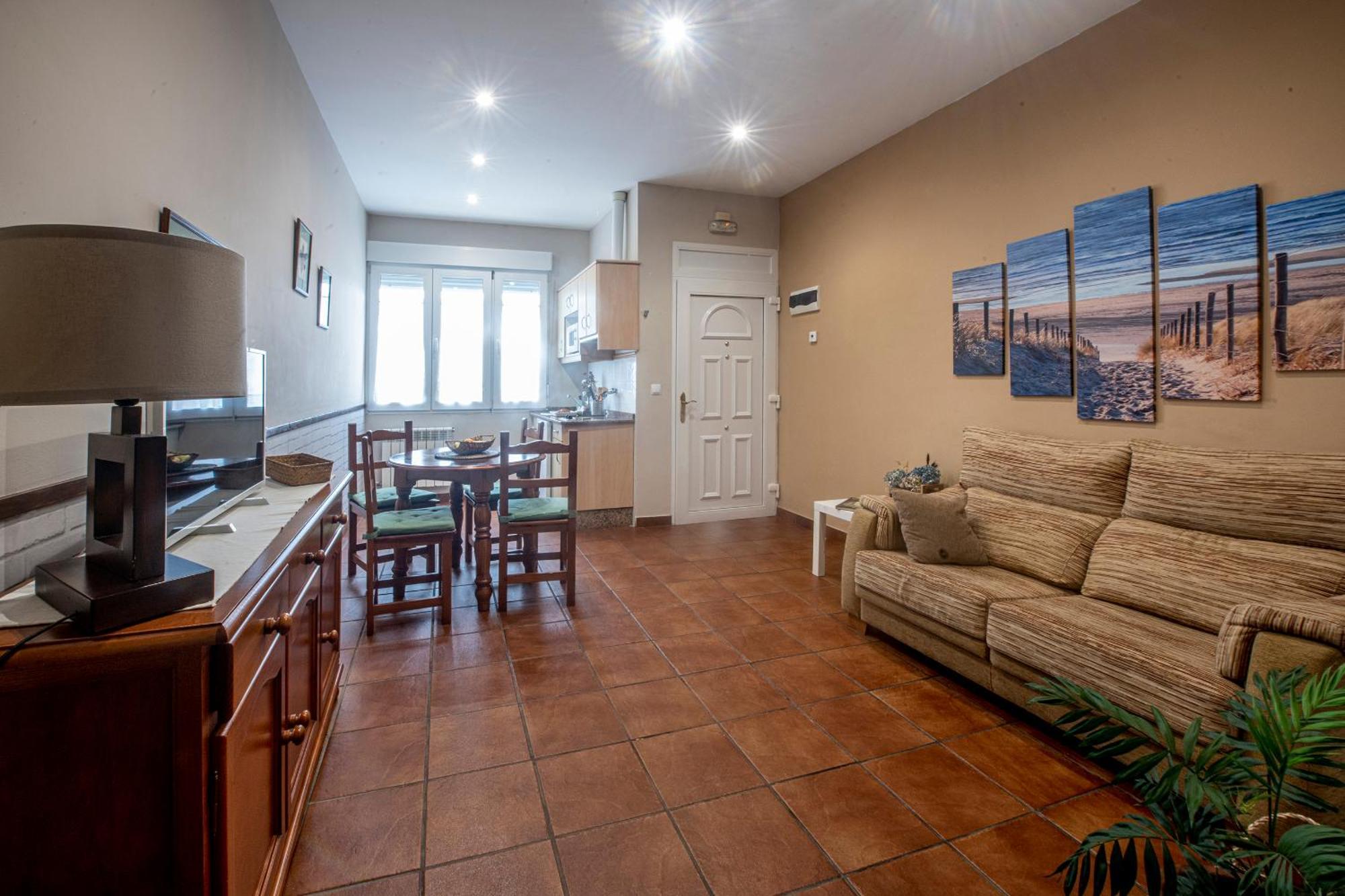 Apartamentos Turisticos La Flor Muros De Nalon Ngoại thất bức ảnh